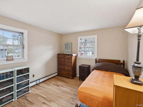 186 Jamaica Avenue, Medford NY 11763