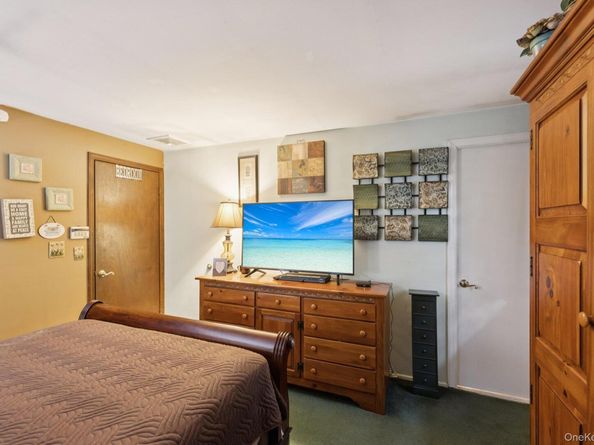 186 Jamaica Avenue, Medford NY 11763