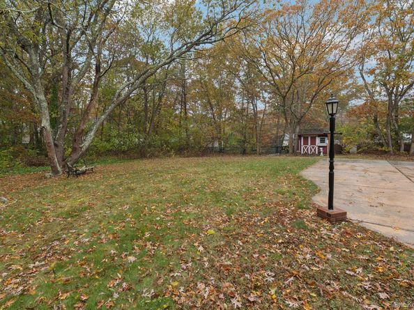 186 Jamaica Avenue, Medford NY 11763