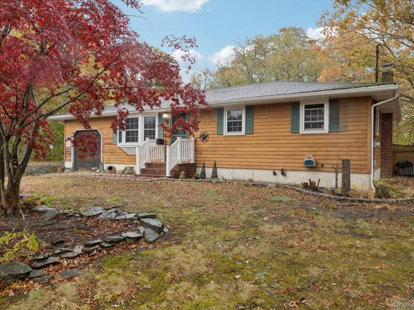 186 Jamaica Avenue, Medford NY 11763