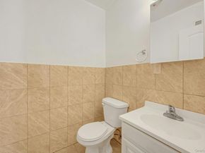 822 Hollywood Avenue, Bronx NY 10465