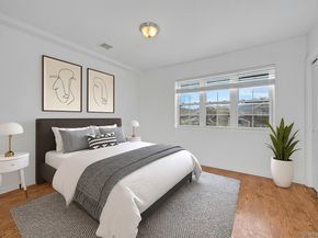 822 Hollywood Avenue, Bronx NY 10465