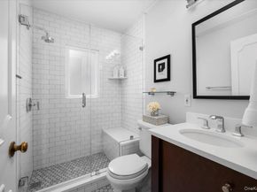 25 Bonnie Way, Larchmont NY 10538