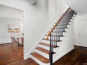 25 Bonnie Way, Larchmont NY 10538