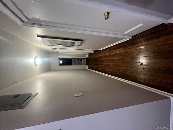 2080 Barnes Avenue 4C, Bronx NY 10462