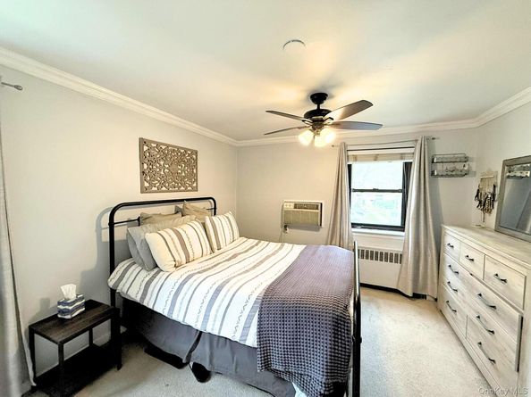 5 Terrace Circle 1G, Great Neck NY 11021