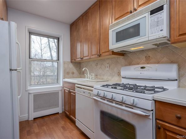 2303 Palmer Avenue F, New Rochelle NY 10801