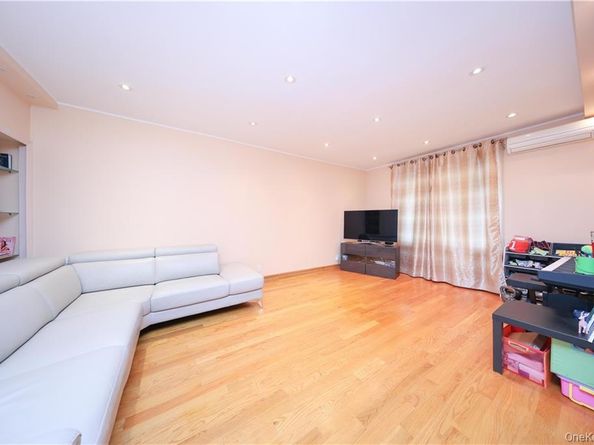 2415 E 27th Street, Brooklyn NY 11235