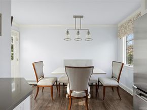 44 Old Ox Road, Manhasset NY 11030