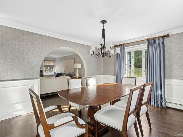 44 Old Ox Road, Manhasset NY 11030