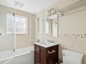 44 Old Ox Road, Manhasset NY 11030