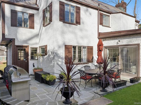 44 Old Ox Road, Manhasset NY 11030