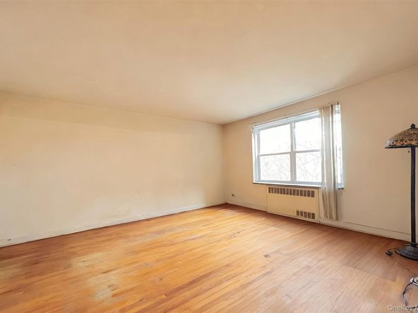 14737 38TH Ave C54, Flushing NY 11354