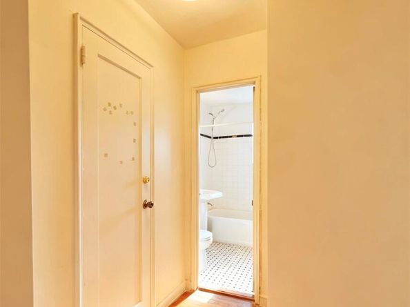 14737 38TH Ave C54, Flushing NY 11354