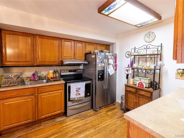 2 Bernard Street, Massapequa NY 11758