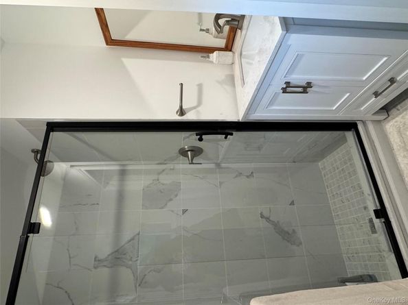 39 North Rd., Hampton Bays NY 11946