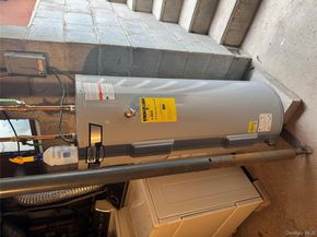 39 North Rd., Hampton Bays NY 11946