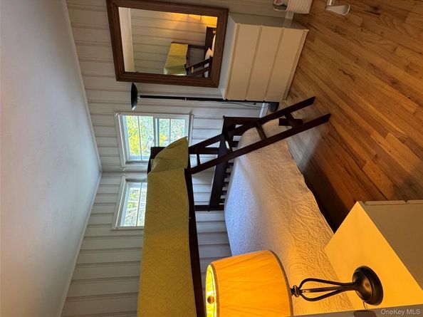 39 North Rd., Hampton Bays NY 11946