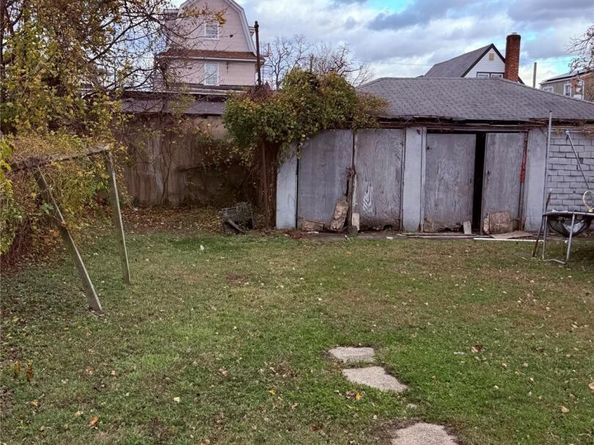 14-04 Dickens Street, Far Rockaway NY 11691