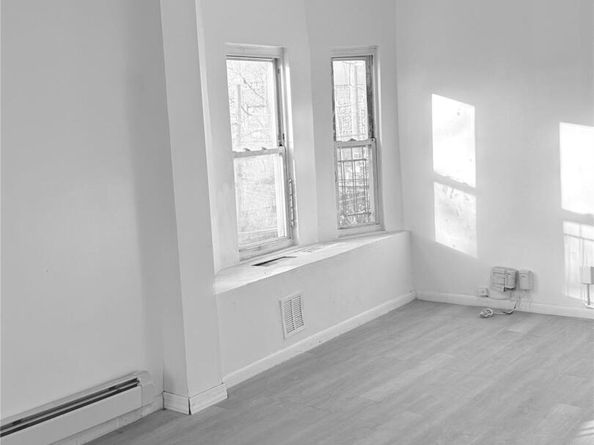 14-04 Dickens Street, Far Rockaway NY 11691