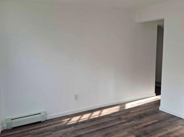 14-04 Dickens Street, Far Rockaway NY 11691