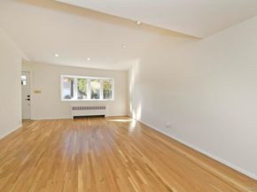 7 Stephen Drive, Farmingdale NY 11735