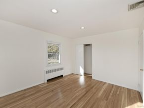 7 Stephen Drive, Farmingdale NY 11735