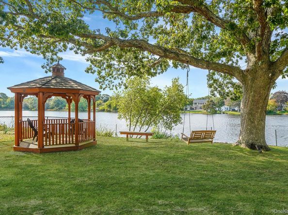 12 Maple Avenue, East Patchogue NY 11772