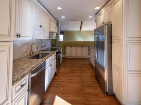 83 Edgepark Road, White Plains NY 10603