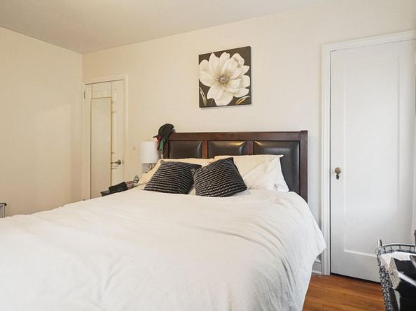 150 Pennsylvania Avenue, Roosevelt NY 11575