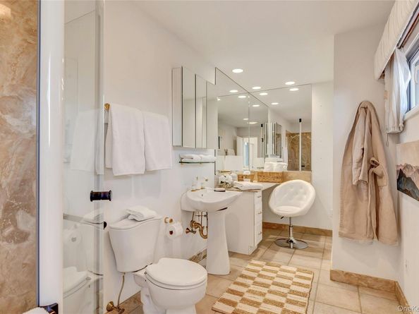 340 Robinson Road, Greenport NY 11944