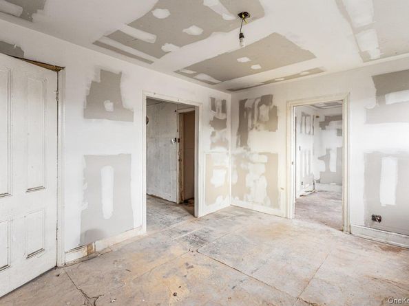 5739 57th Road, Maspeth NY 11378