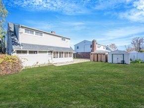 231 Blacksmith Road S, Levittown NY 11756