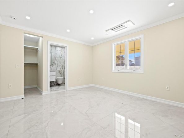 7662 174th Street, Fresh Meadows NY 11366