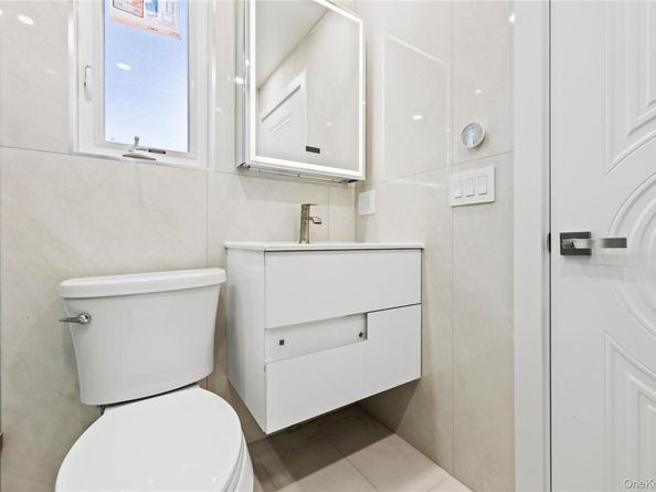 7662 174th Street, Fresh Meadows NY 11366