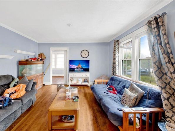 2849 E 195th Street, Bronx NY 10461