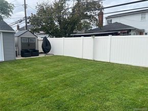 2082 Renfrew Avenue, Elmont NY 11003