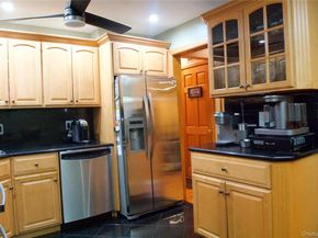 2082 Renfrew Avenue, Elmont NY 11003