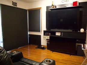2082 Renfrew Avenue, Elmont NY 11003