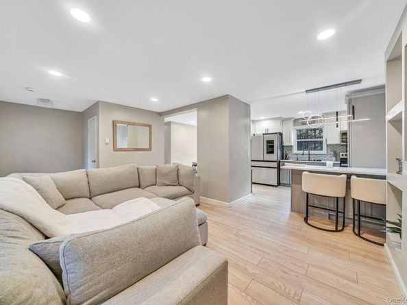 52 Maple Lane, Medford NY 11763