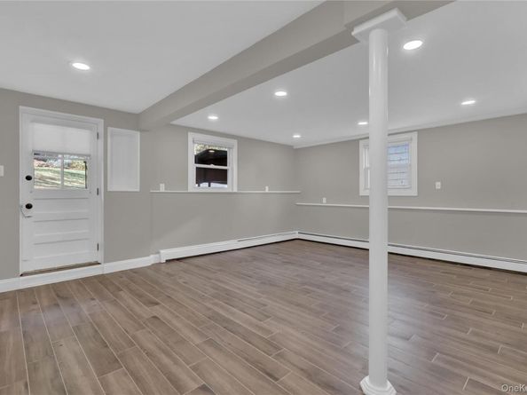 171 School Street, Oyster Bay NY 11771