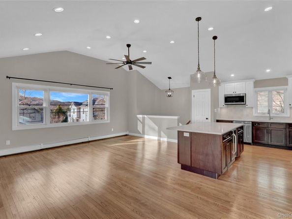 171 School Street, Oyster Bay NY 11771