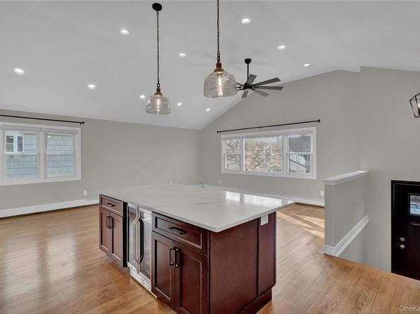 171 School Street, Oyster Bay NY 11771