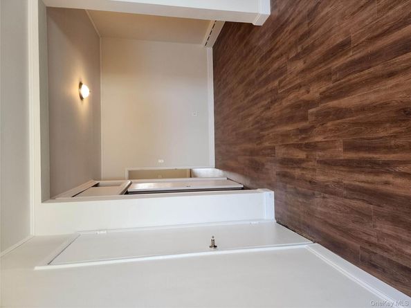 6410 Myrtle Avenue, Glendale NY 11385