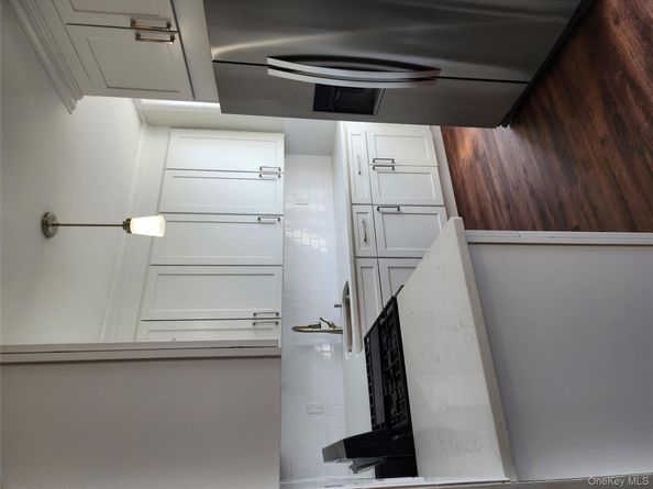 6410 Myrtle Avenue, Glendale NY 11385