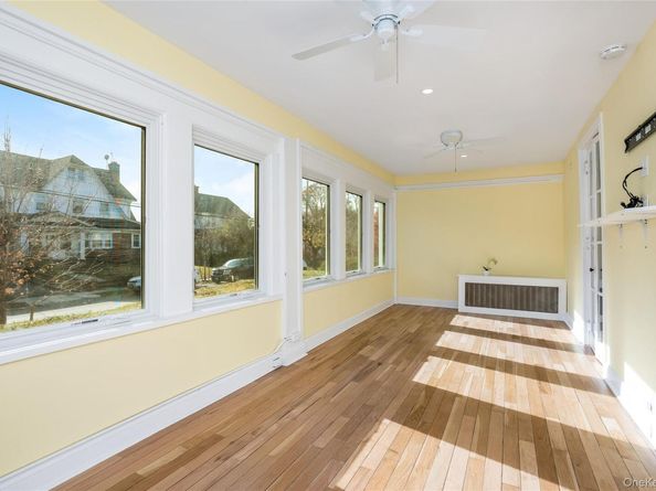 41 French Ridge, New Rochelle NY 10801