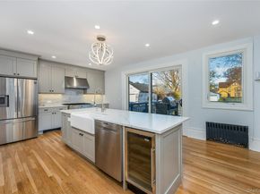 41 French Ridge, New Rochelle NY 10801