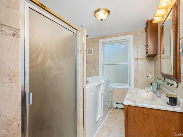 41 French Ridge, New Rochelle NY 10801