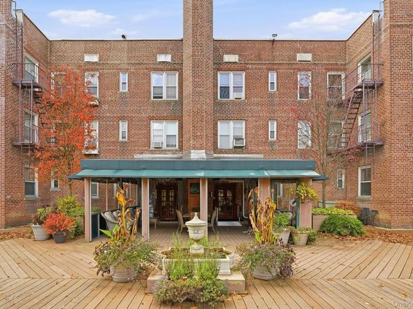 2 Overlook Road 3C3, White Plains NY 10605