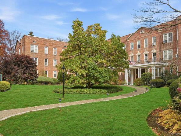 2 Overlook Road 3C3, White Plains NY 10605